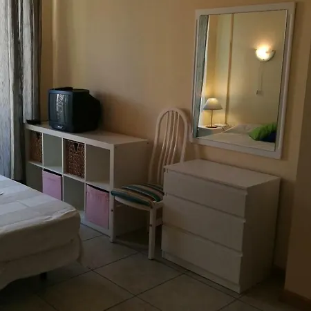 Estudio En Ponderosa * Playa de las Americas (Tenerife)